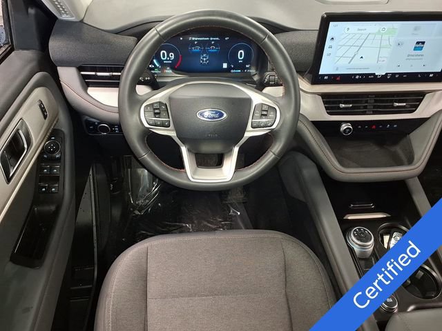 Certified 2025 Ford Explorer Active image 10