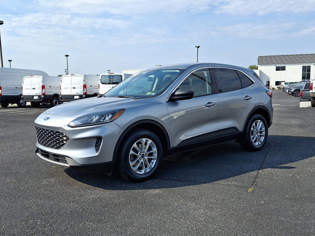 Certified 2022 Ford Escape SE w/ Convenience Package image 3