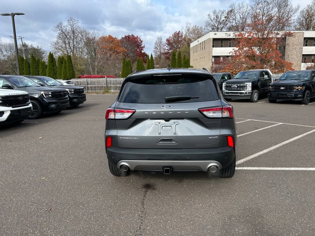 Certified 2022 Ford Escape Titanium w/ Titanium Elite Package image 4