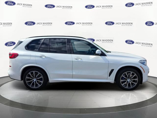 Used 2019 BMW X5 xDrive50i w/ M Sport Package AWD/4WD image 6