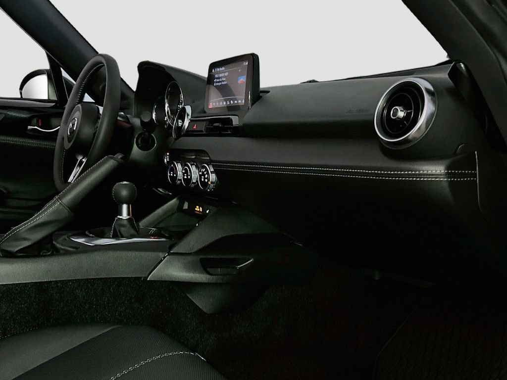 Used 2022 MAZDA MX-5 Miata Grand Touring w/ Weather Package RWD image 38