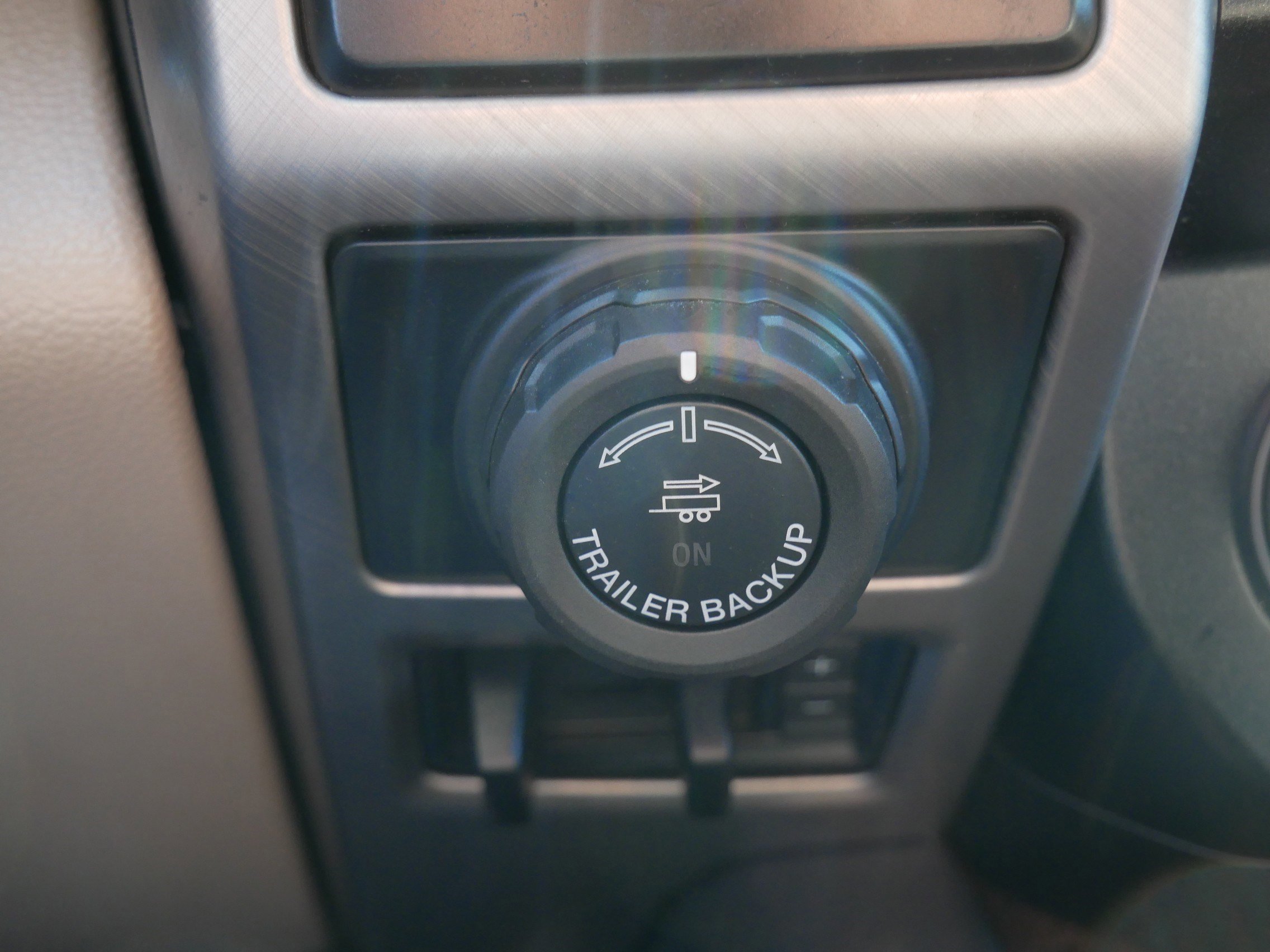 Certified 2019 Ford F150 Limited w/ Trailer Tow Package image 31