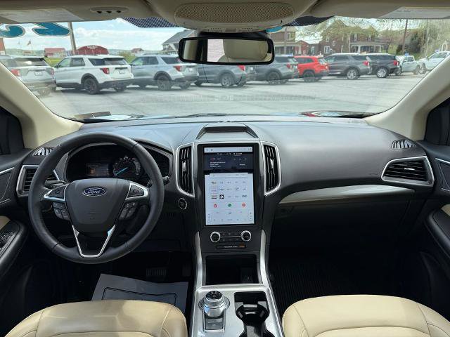 Certified 2023 Ford Edge SEL w/ Convenience Package AWD/4WD image 15