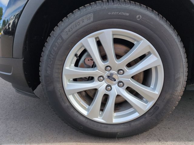 Certified 2019 Ford Explorer XLT w/ Equipment Group 201A AWD/4WD image 9