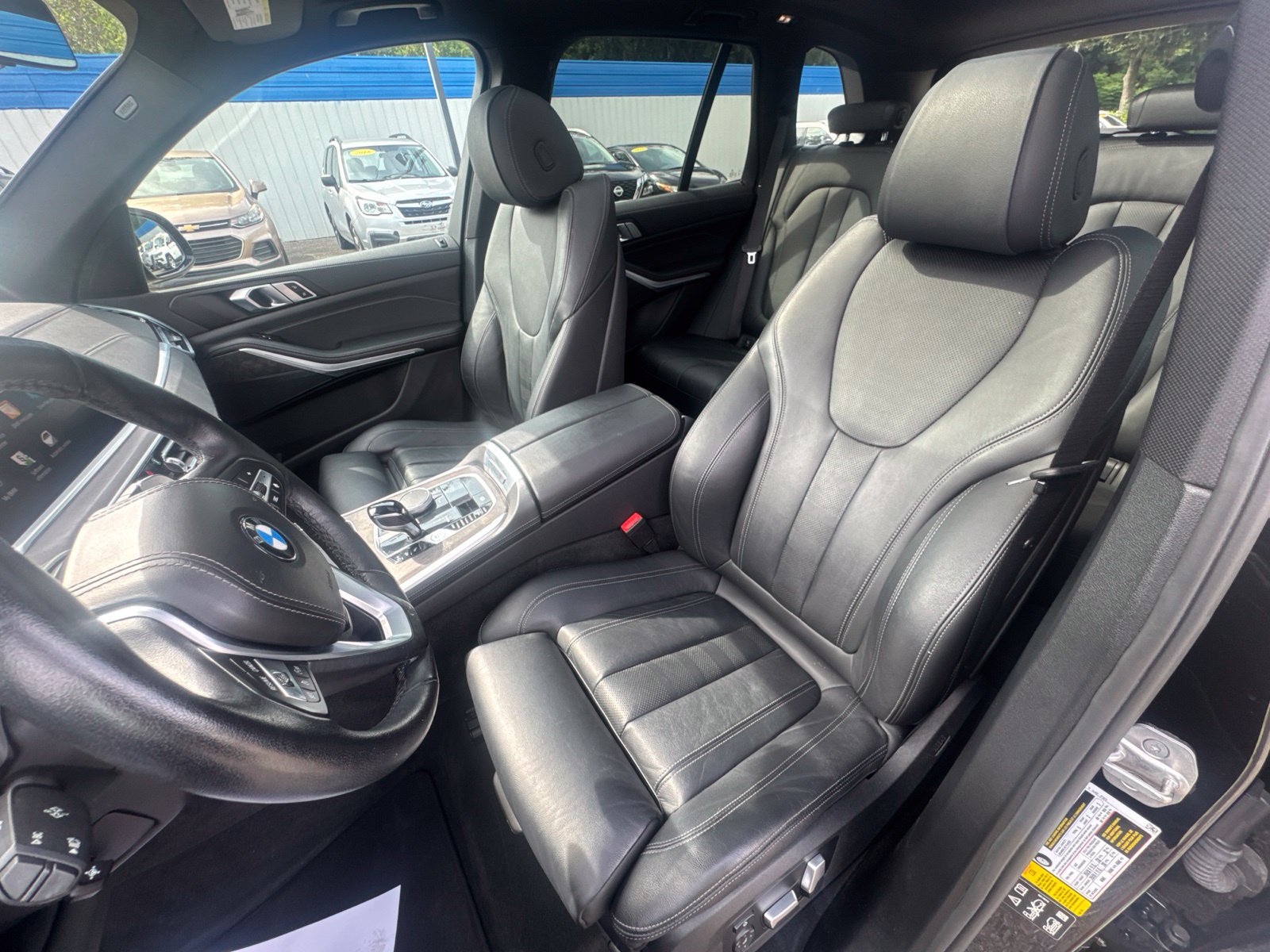 Used 2022 BMW X5 xDrive40i w/ Premium Package AWD/4WD image 14