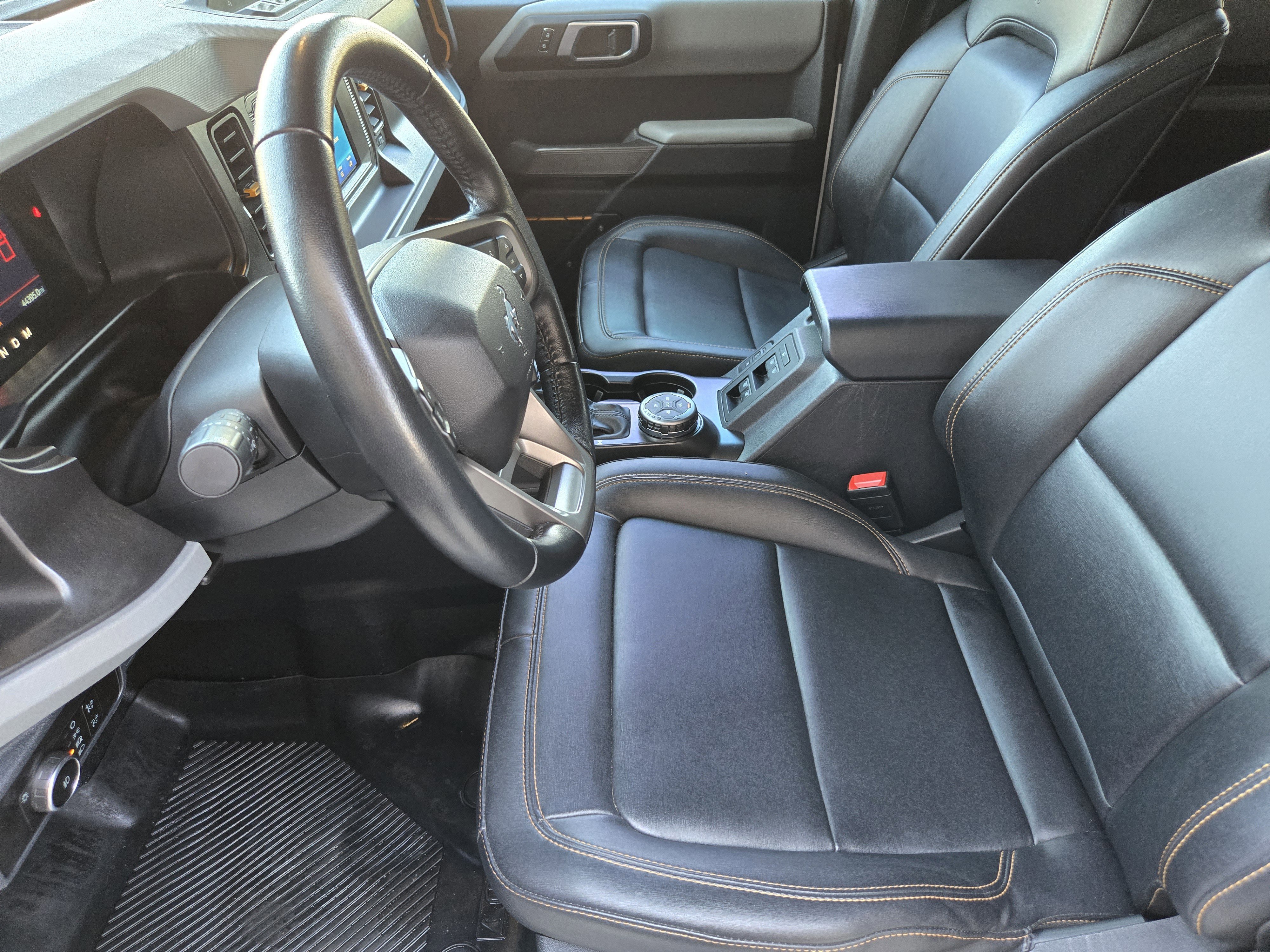 Certified 2023 Ford Bronco Badlands image 9