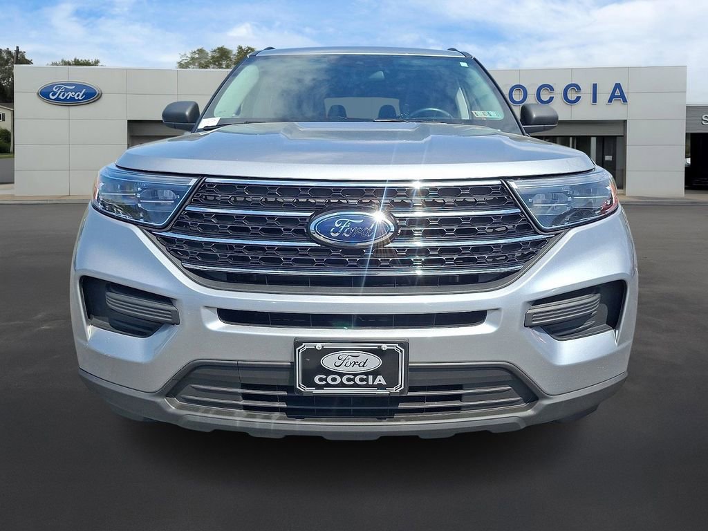 Certified 2020 Ford Explorer XLT w/ Comfort Package AWD/4WD image 2