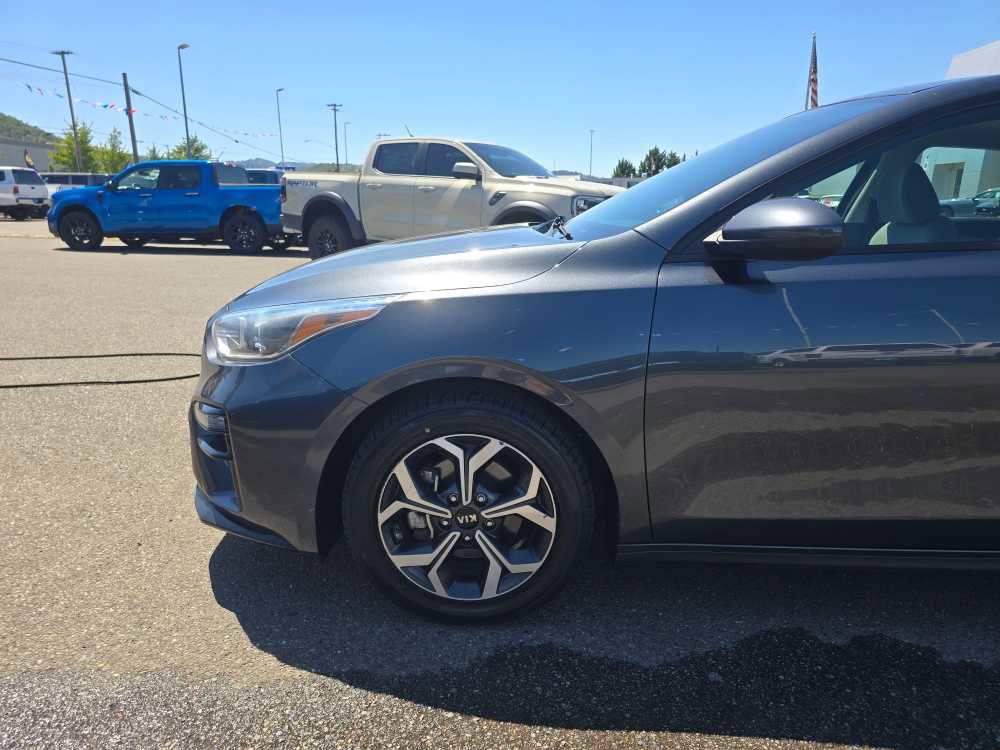 Used 2019 Kia Forte LXS FWD image 18