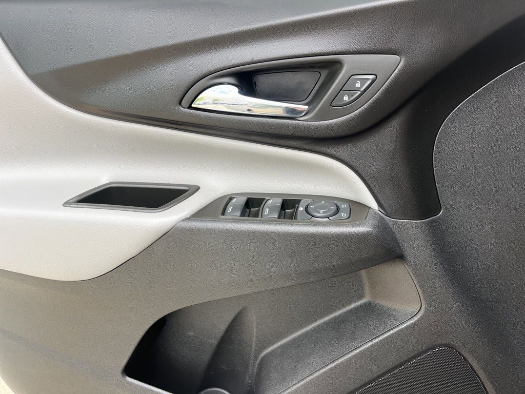 Used 2023 Chevrolet Equinox LS FWD image 37