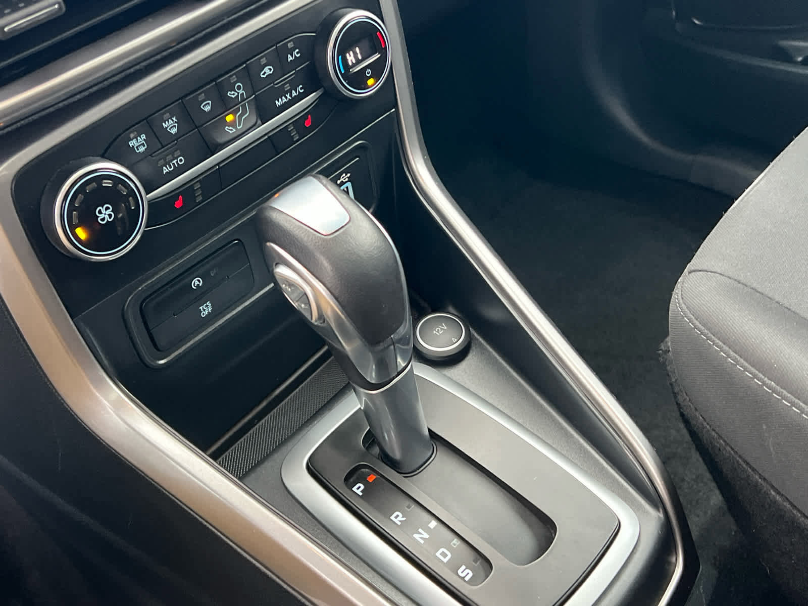 Certified 2021 Ford EcoSport SE w/ SE Convenience Package image 24