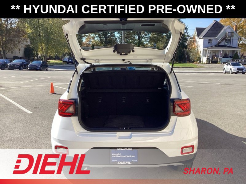 Certified 2024 Hyundai Venue SEL FWD image 15