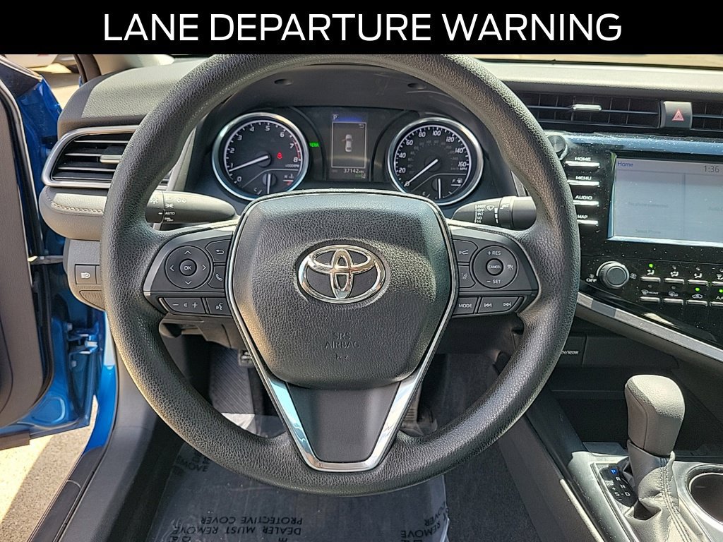 Used 2019 Toyota Camry LE w/ Convenience Package FWD image 18