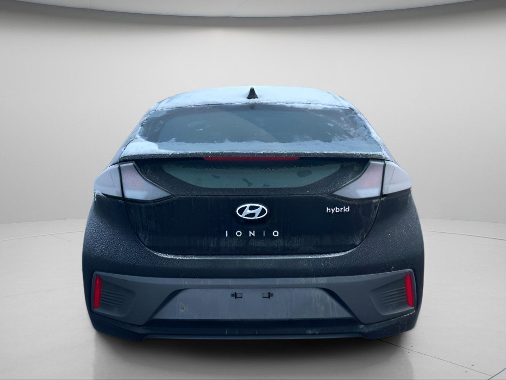 Used 2020 Hyundai Ioniq Limited image 8