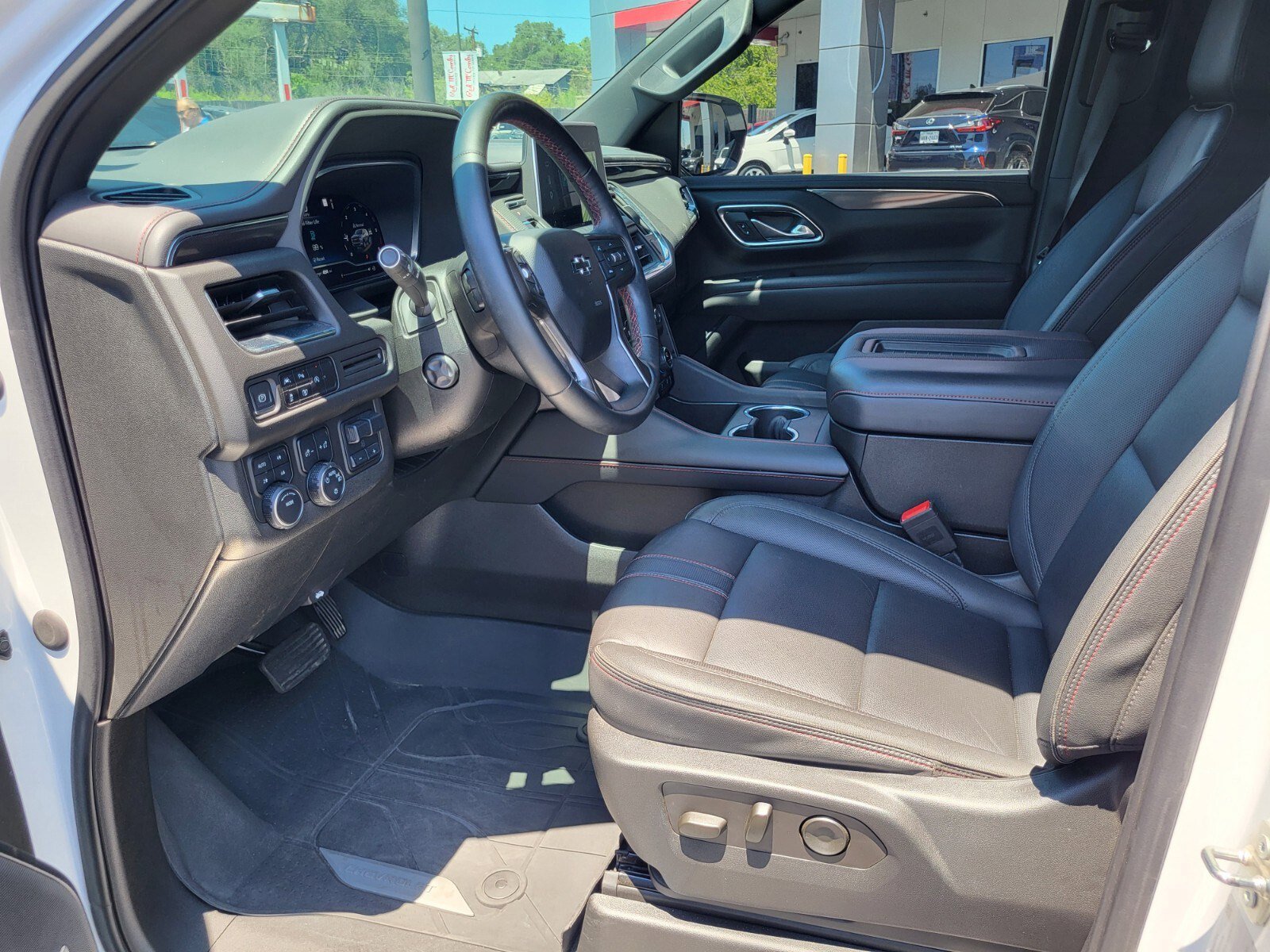 Used 2023 Chevrolet Tahoe RST w/ Luxury Package AWD/4WD image 19