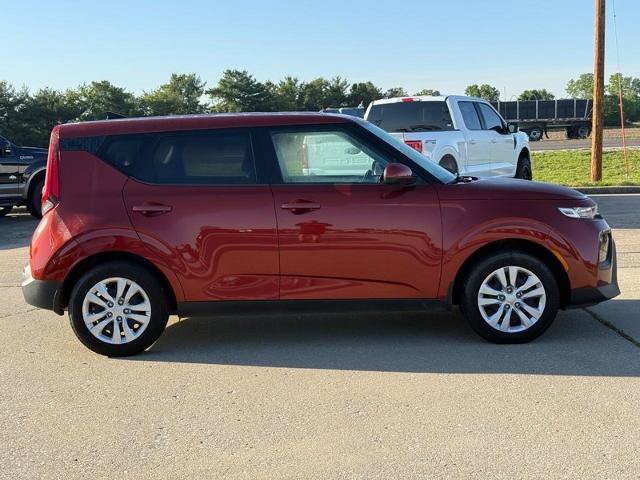 Used 2022 Kia Soul LX FWD image 6