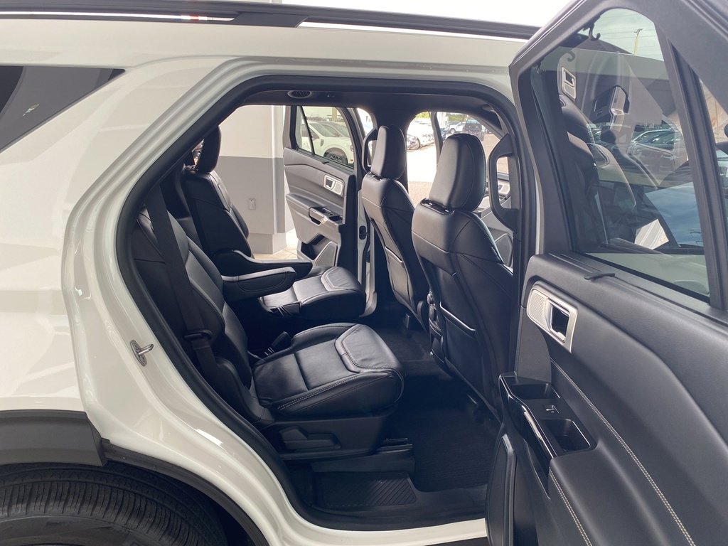 Certified 2024 Ford Explorer ST w/ Equipment Group 401A image 27