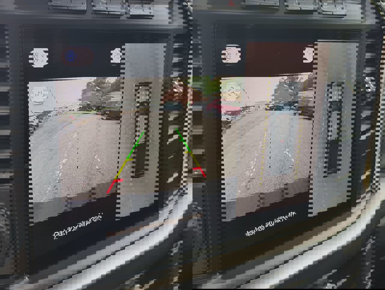 Certified 2024 Ford F250 Lariat w/ Lariat Ultimate Package AWD/4WD image 18