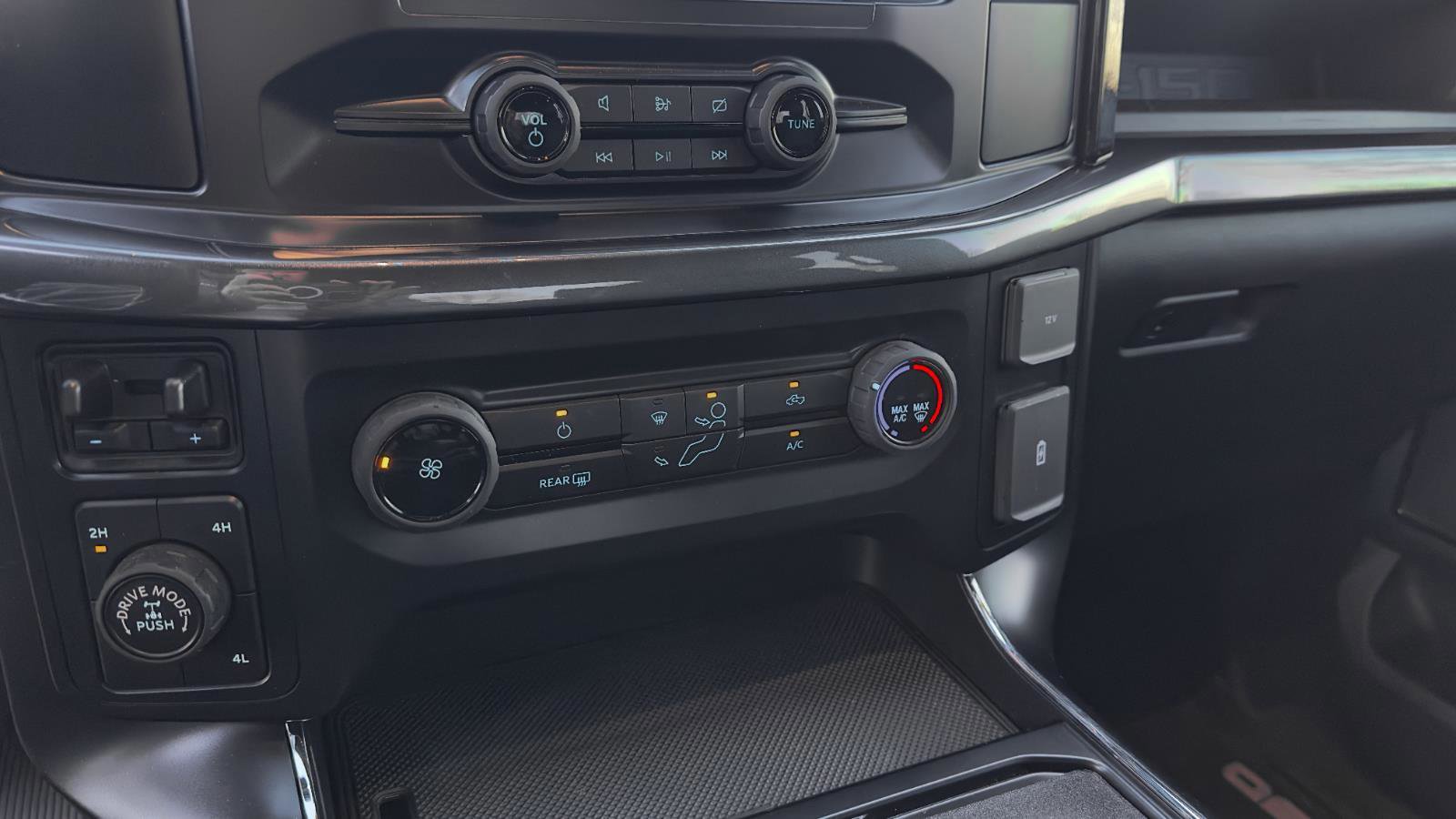 Certified 2022 Ford F150 XL w/ STX Appearance Package image 17