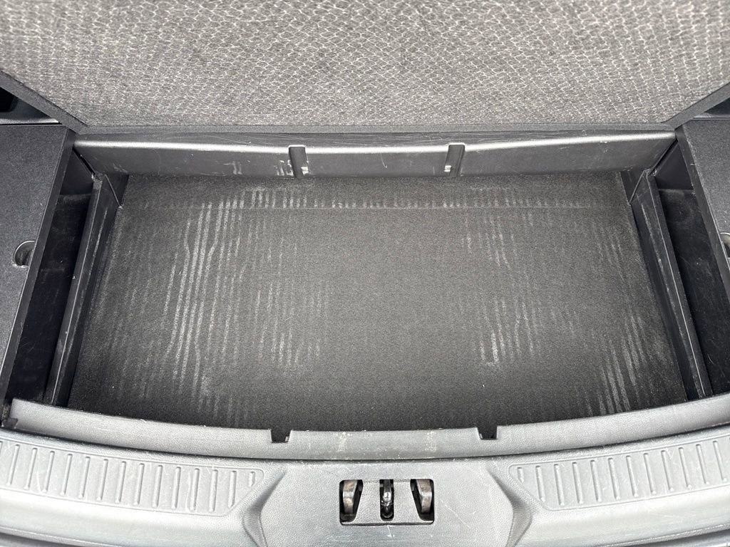 Certified 2022 Ford Explorer Limited w/ Hybrid Equipment Group 310A image 15