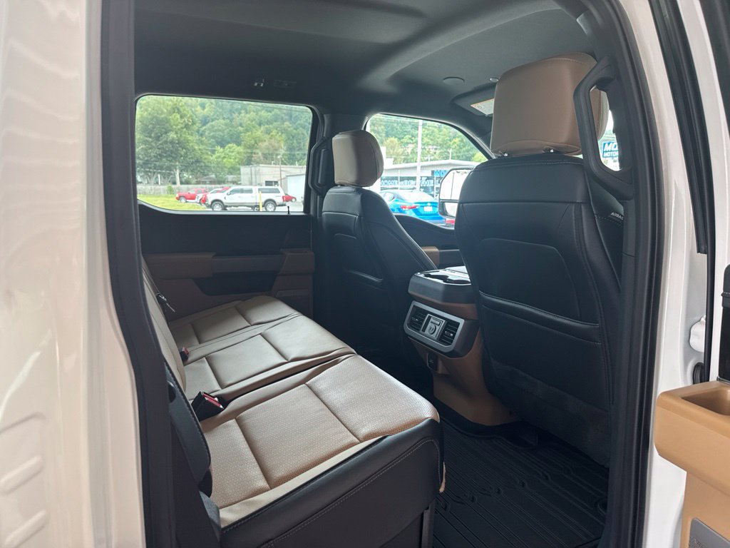 Certified 2025 Ford F250 Lariat w/ Lariat Ultimate Package AWD/4WD image 22