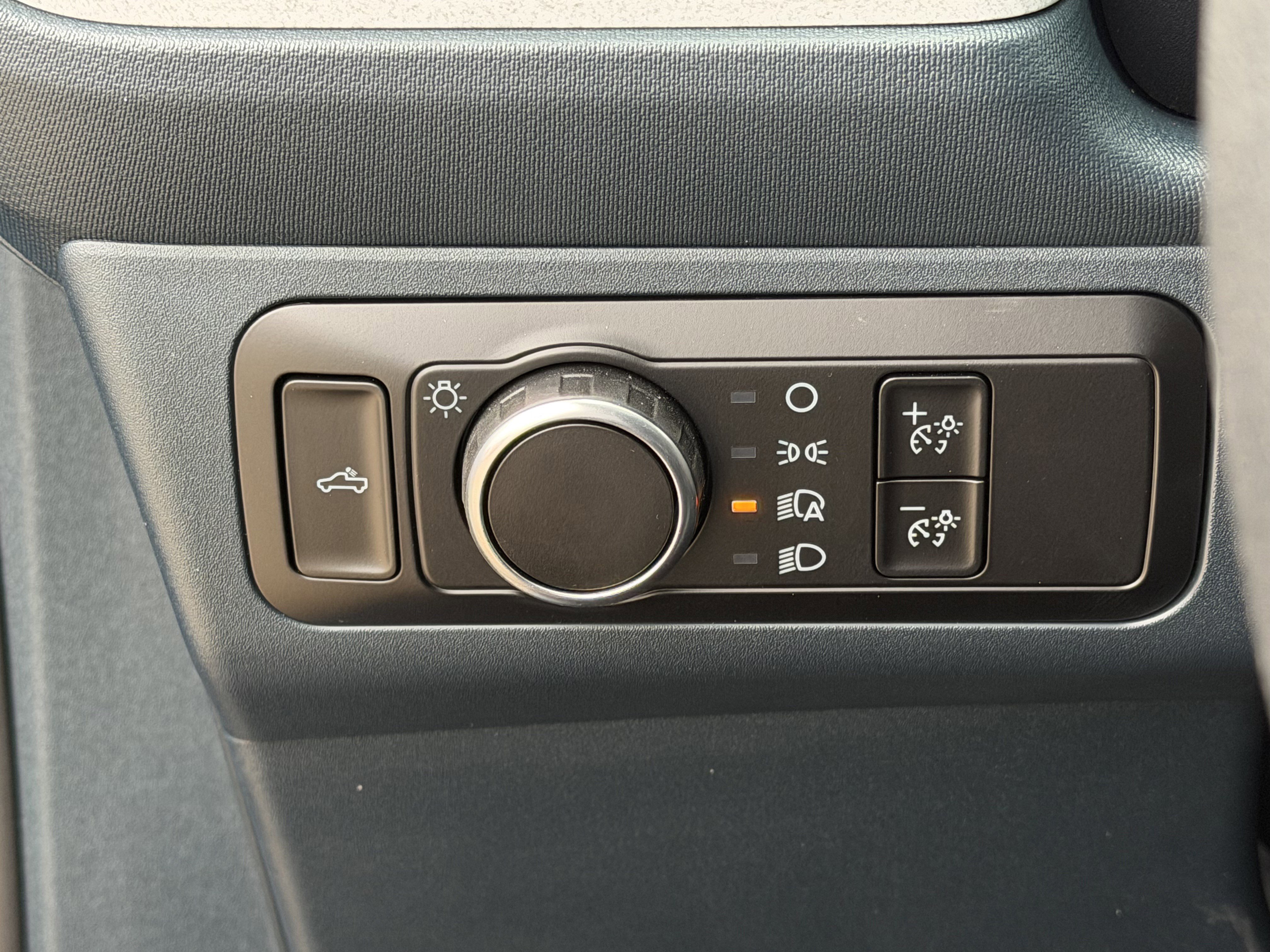 Certified 2025 Ford Maverick XLT w/ Equipment Group 302A AWD/4WD image 22