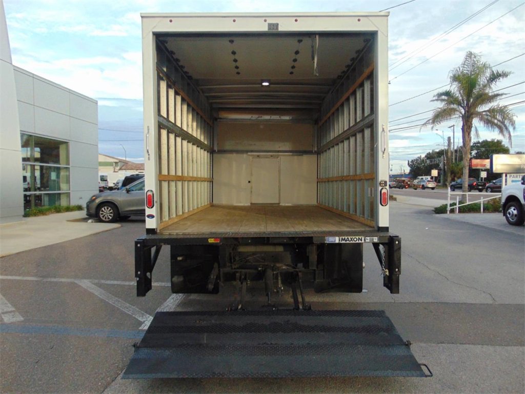 Certified 2024 Ford E-450 and Econoline 450 Super Duty w/ Power Windows & Locks Group image 12