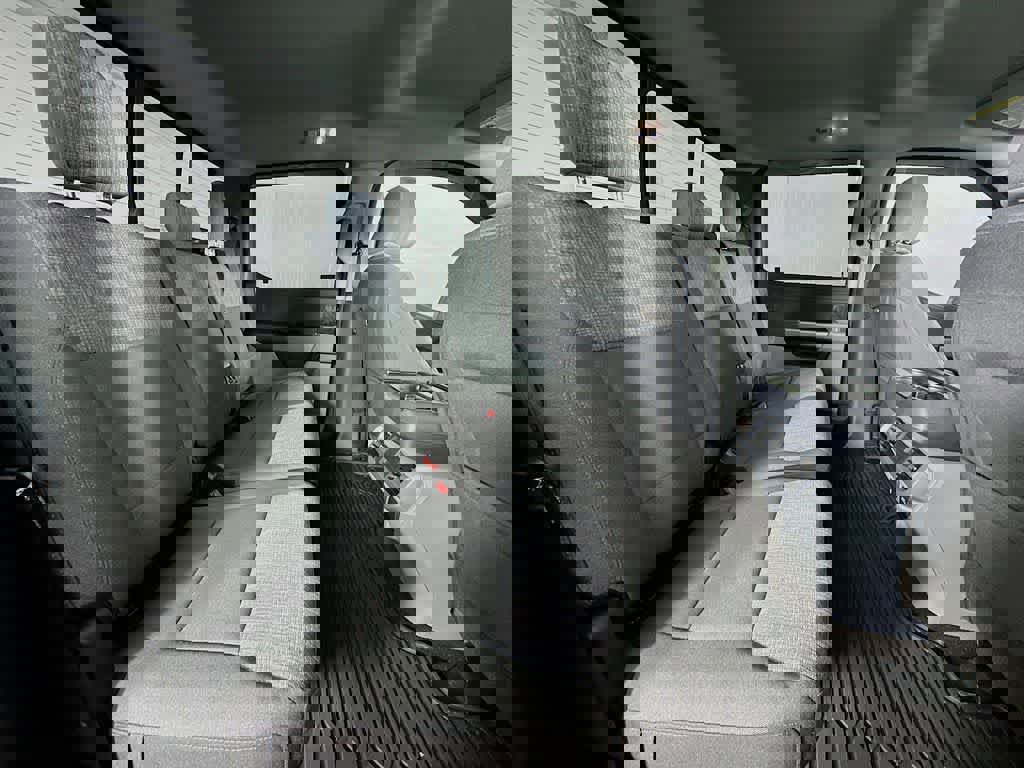 Certified 2022 Ford F150 XLT w/ Equipment Group 302A High image 32