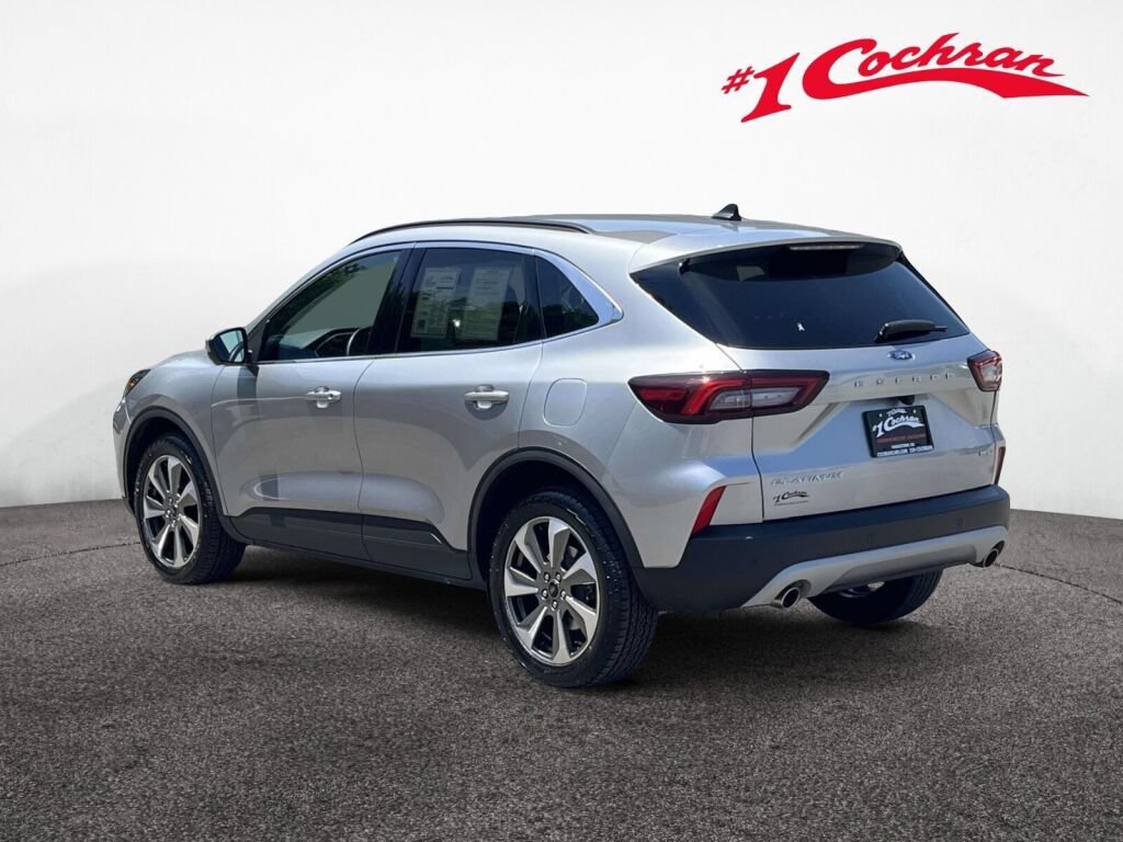 Certified 2024 Ford Escape Platinum AWD/4WD image 10