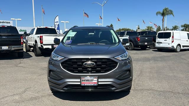Certified 2022 Ford Edge SE w/ Black Appearance Package image 9