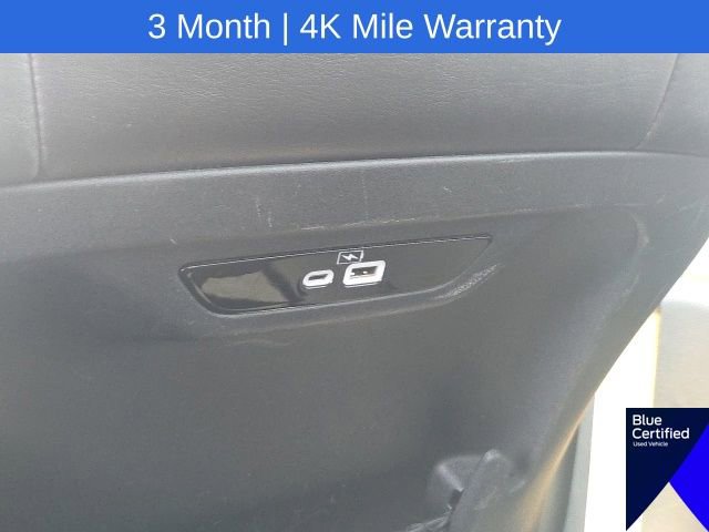 Used 2023 Chrysler Pacifica Touring-L FWD image 21