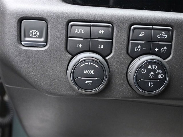 Used 2025 Chevrolet Silverado 1500 LT Trail Boss w/ LT Trail Boss Premium Package image 11