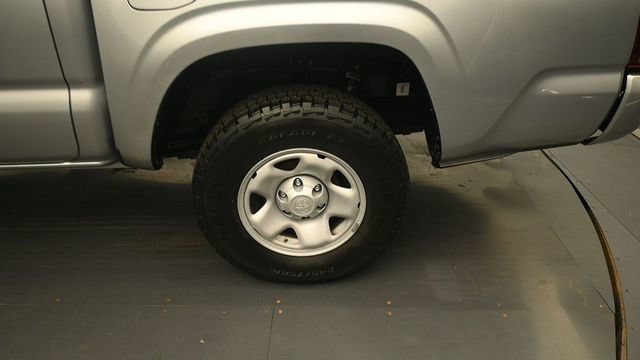 Used 2023 Toyota Tacoma SR AWD/4WD image 9