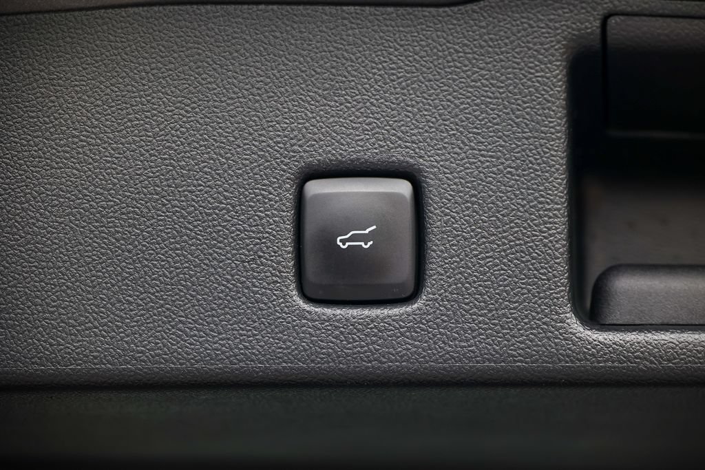 Certified 2023 Ford Escape Active w/ Cold Weather Package FWD image 39