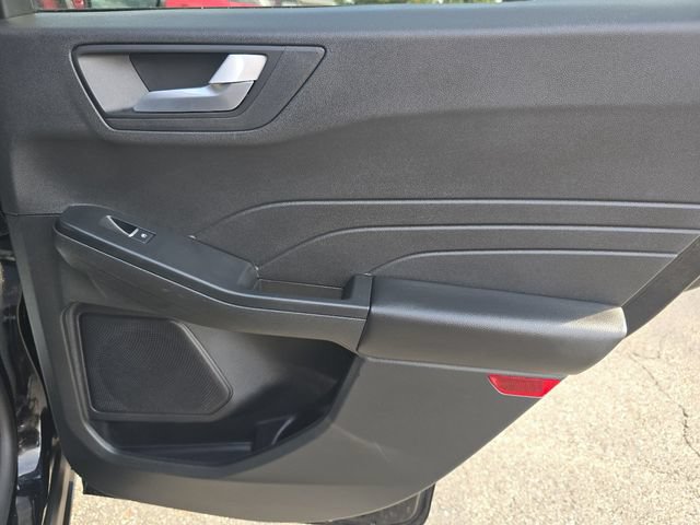 Certified 2025 Ford Escape Platinum AWD/4WD image 24