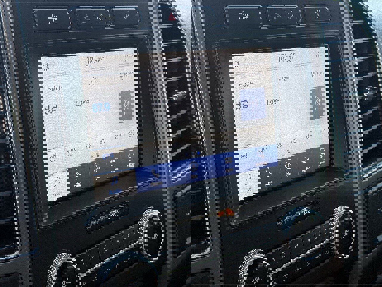 Certified 2021 Ford Expedition XLT image 18