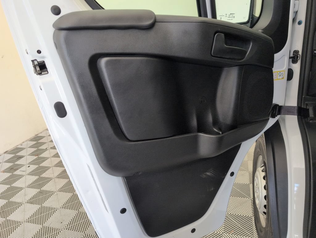 Used 2025 RAM ProMaster 2500 w/ Convenience Group FWD image 30