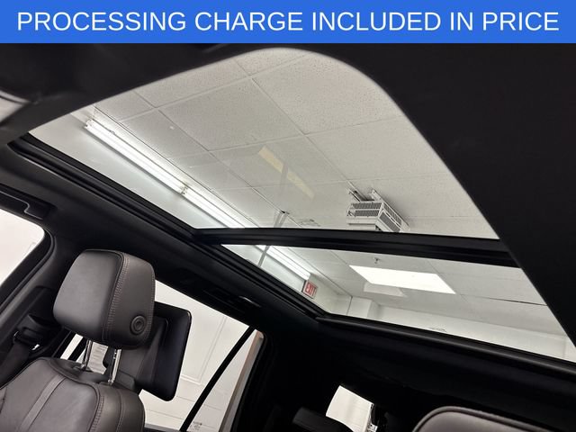 Used 2021 Chevrolet Tahoe RST w/ Luxury Package AWD/4WD image 13