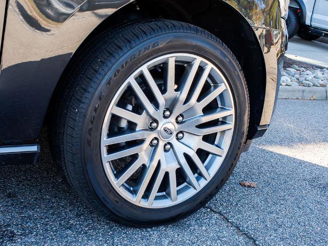 Certified 2023 Ford Expedition Platinum image 8