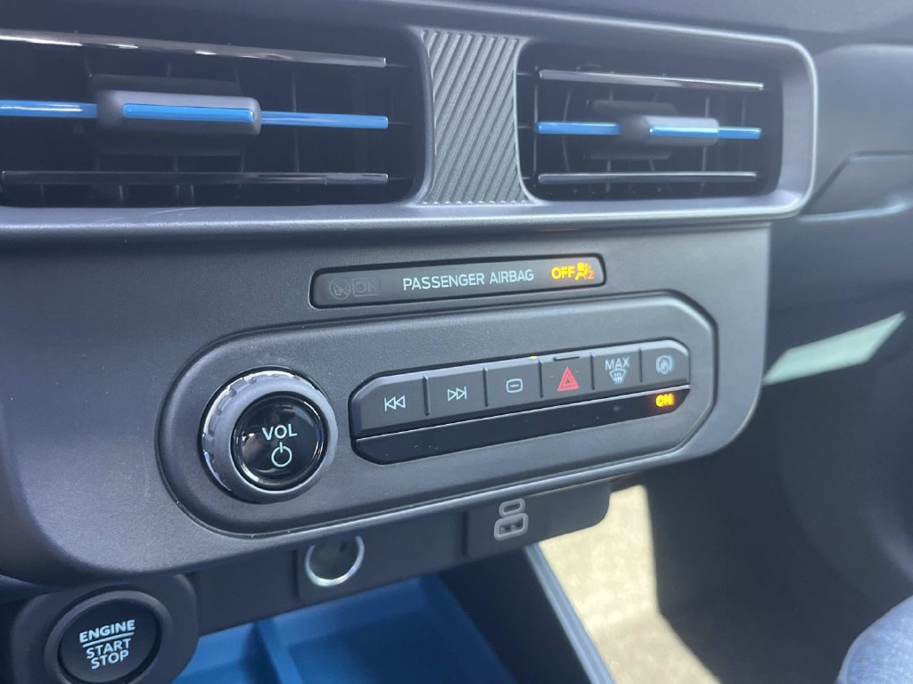 Certified 2026 Ford Maverick XLT FWD image 39