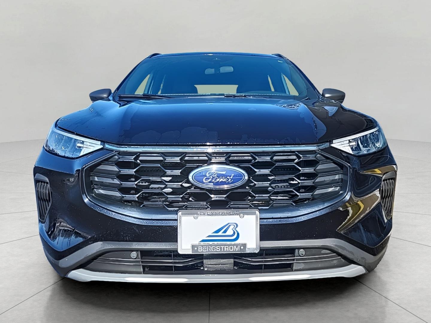 Certified 2025 Ford Escape ST-Line image 3