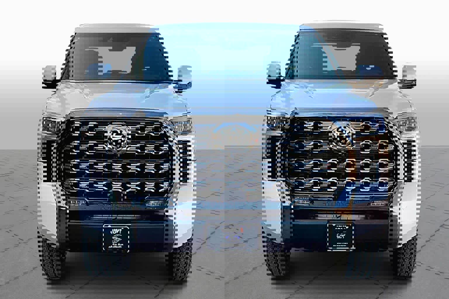 Used 2025 Toyota Tundra Platinum image 9