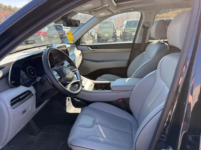 Used 2024 Hyundai Palisade SEL w/ Premium Package image 13