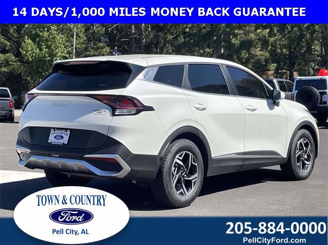 Used 2023 Kia Sportage LX image 5