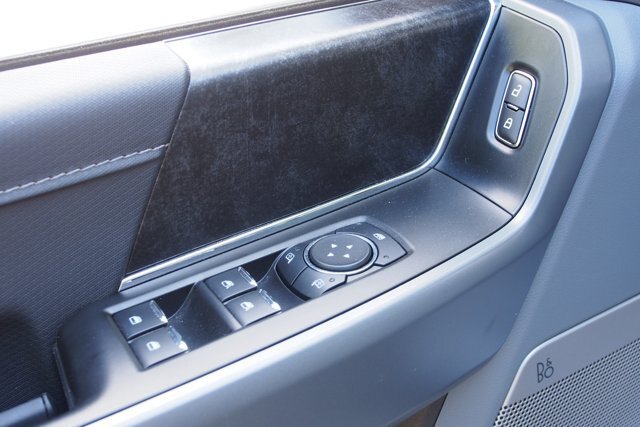 Certified 2025 Ford F150 Lightning Flash AWD/4WD image 19