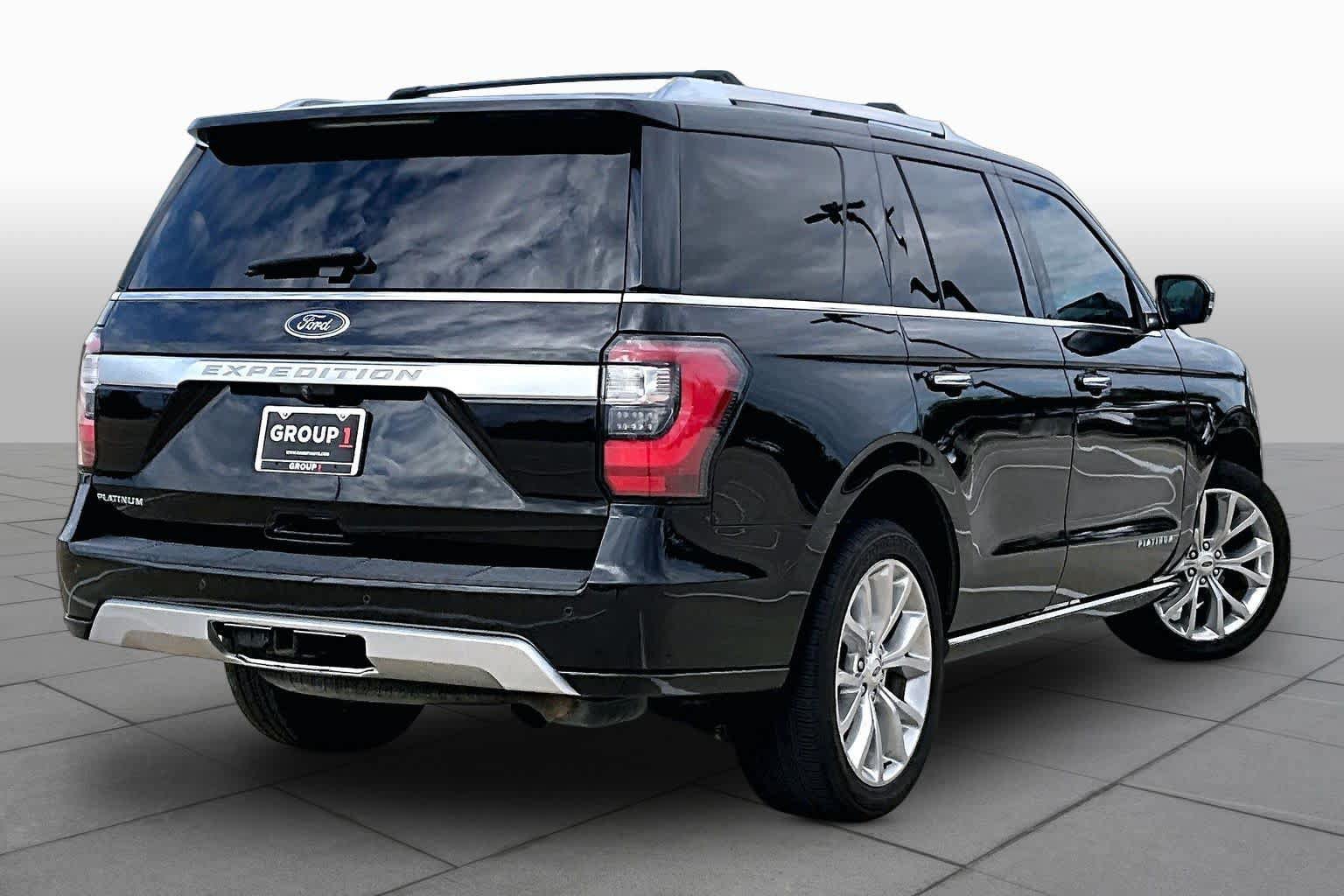 Certified 2019 Ford Expedition Platinum RWD image 12