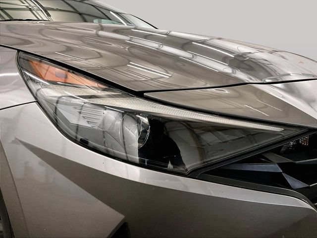 Used 2021 Hyundai Elantra SEL FWD image 27