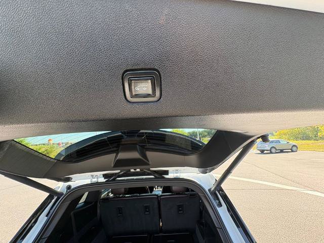 Used 2020 Cadillac XT6 Premium Luxury AWD/4WD image 30