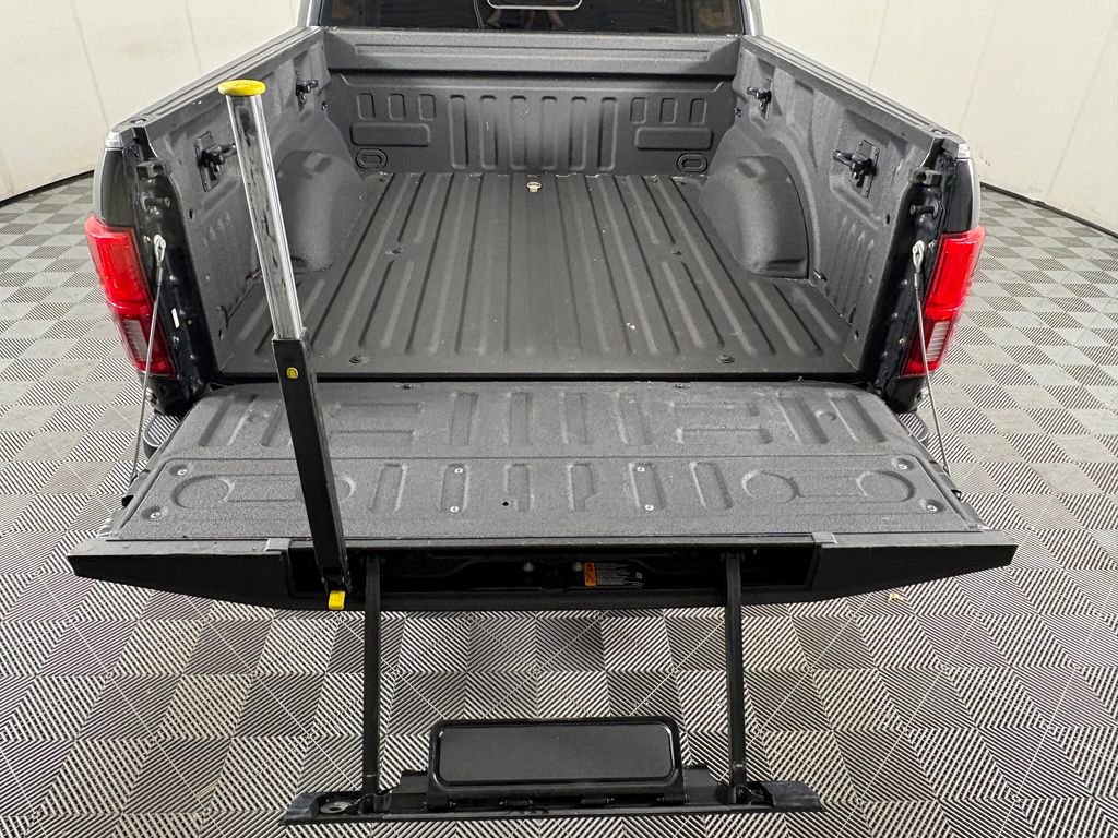 Certified 2019 Ford F150 Raptor w/ Equipment Group 802A Luxury AWD/4WD image 32