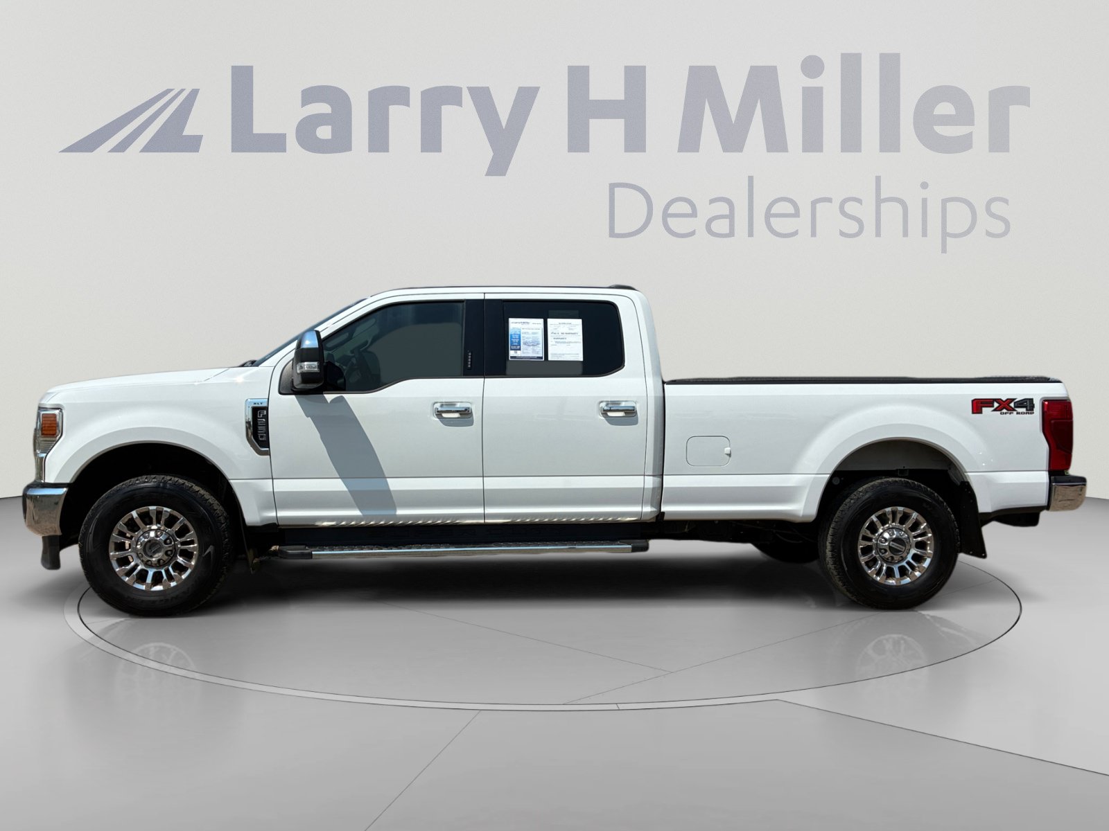 Certified 2020 Ford F250 XLT w/ XLT Premium Package AWD/4WD image 2