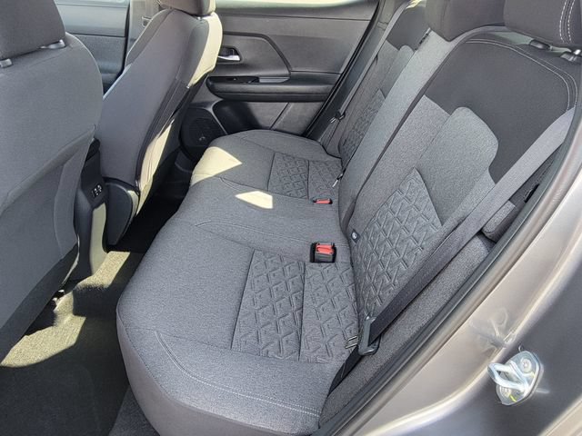 Used 2025 Nissan Kicks SV w/ Charging Package FWD image 15